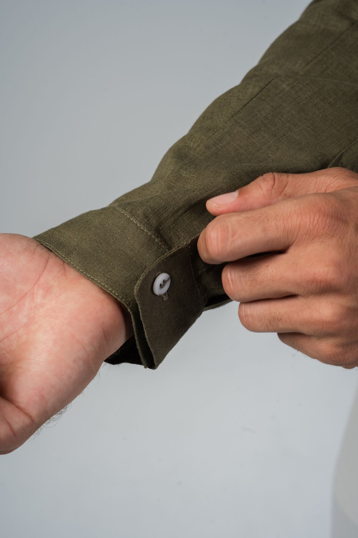 Dolce Vita Linen Shirt - Army Green