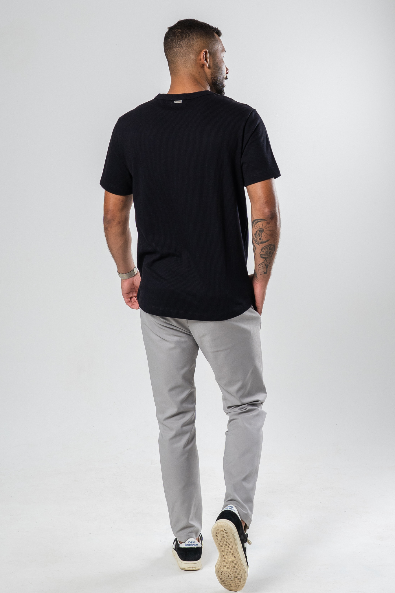 Heritage Ribbed Tee - Black